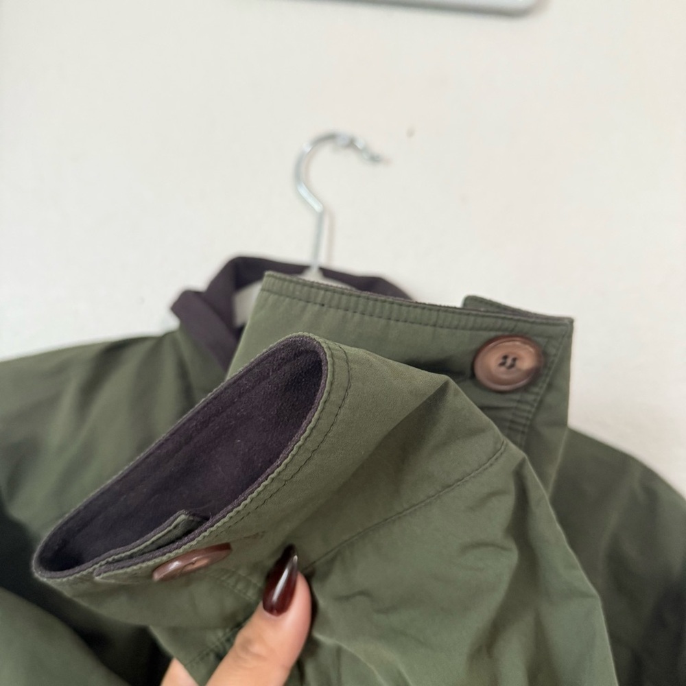Patagonia field jacket in green with a fleece lining size: small - Picture 14 of 14